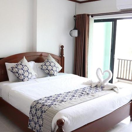 Thavisouk Riverside Hotel Ванг-Виенг Экстерьер фото