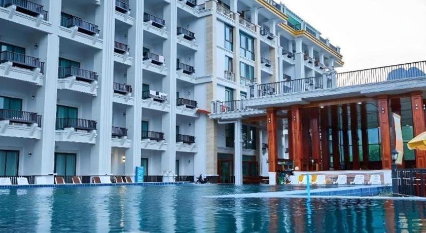 Thavisouk Riverside Hotel Ванг-Виенг Экстерьер фото