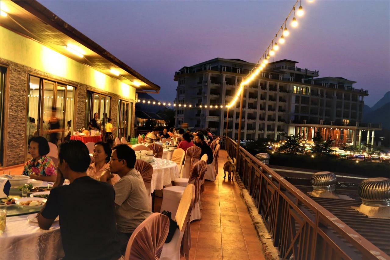 Thavisouk Riverside Hotel Ванг-Виенг Экстерьер фото