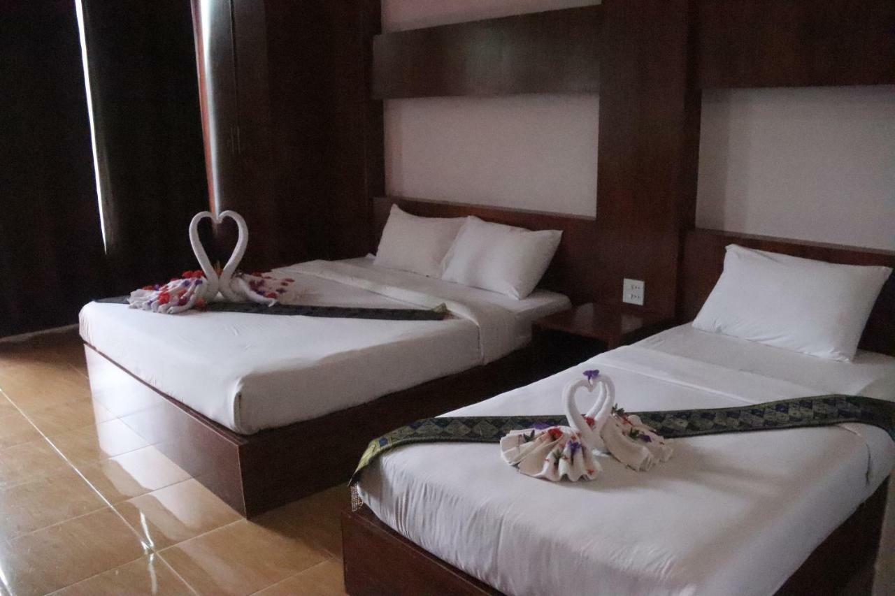 Thavisouk Riverside Hotel Ванг-Виенг Экстерьер фото